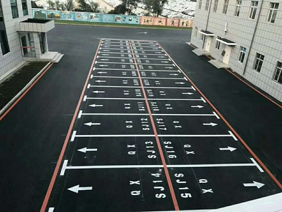丙烯酸馬路劃線(xiàn)漆1
